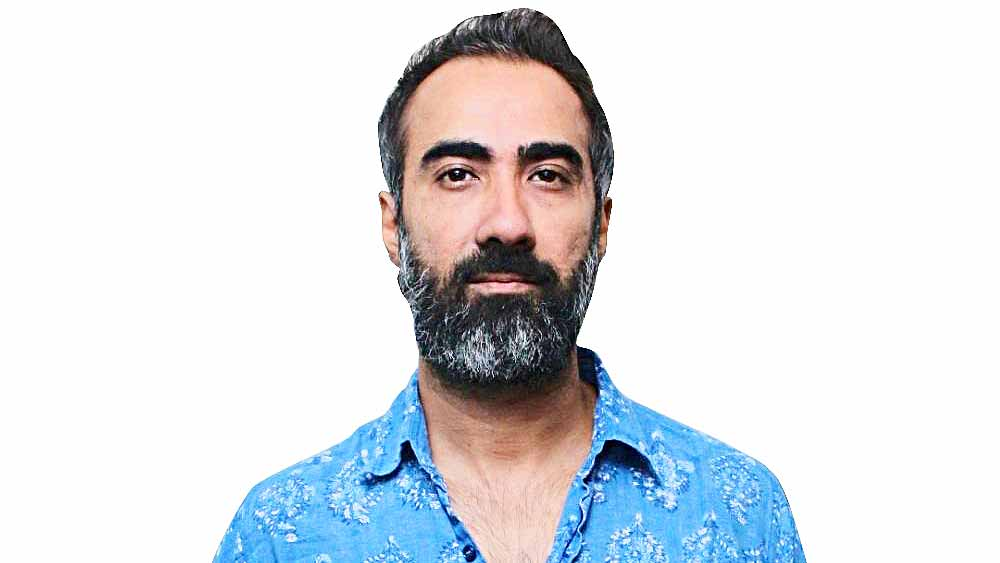 ককরোচদের বিক্ষোভকে গণতন্ত্রের হত্যা বলে কটাক্ষ রণবীরের