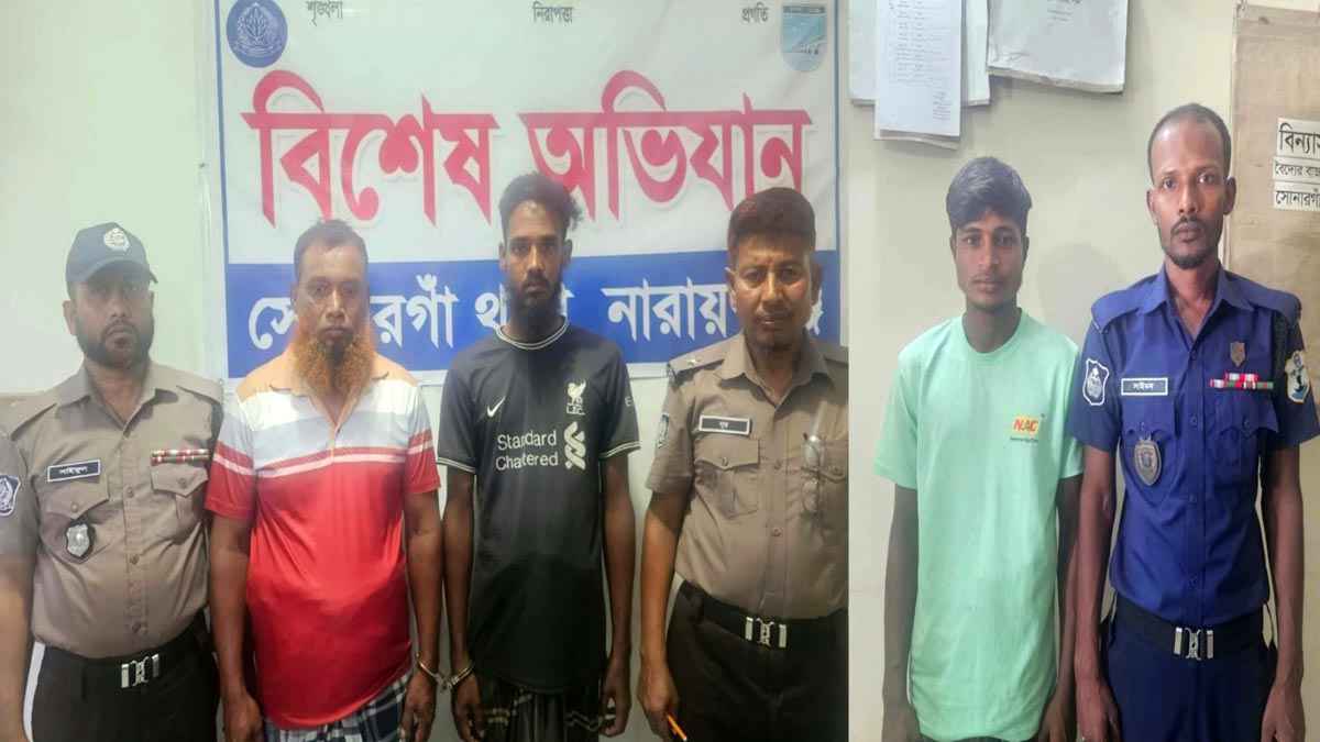 সোনারগাঁয়ে মেঘনা নদীতে অবৈধ বালু উত্তোলনের দায়ে গ্রেফতার ৩