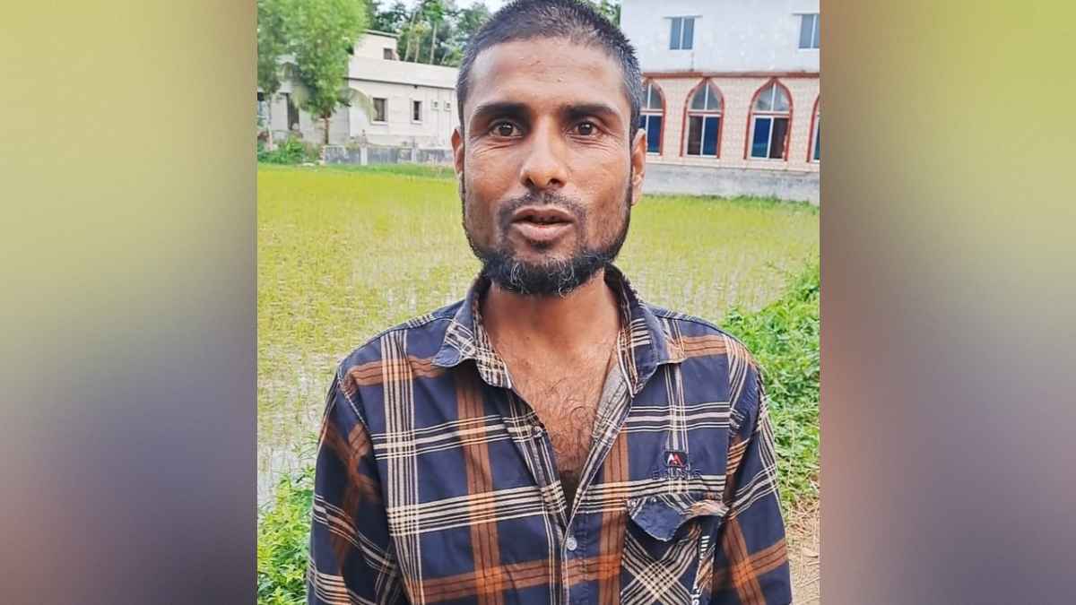 চাঁদপুরে অটোরিকশাচালকের ঝুলন্ত মরদেহ উদ্ধার