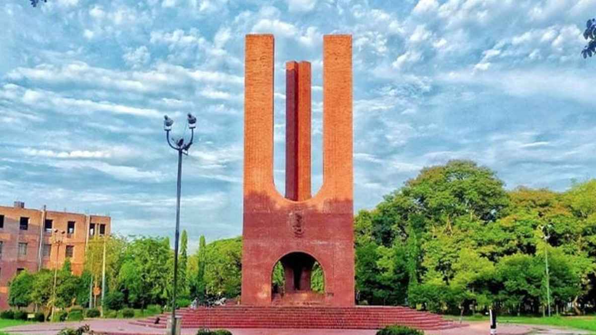 জাবিতে র্যাগিংয়ে জড়িত ২০ শিক্ষার্থীকে ৬ লাখ টাকা জরিমানা