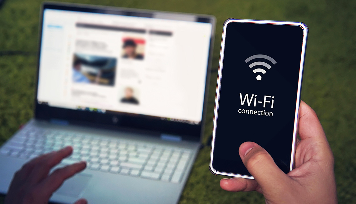 1140-phone-wifi-hotspot-laptop 1140-phone-wifi-hotspot-laptop