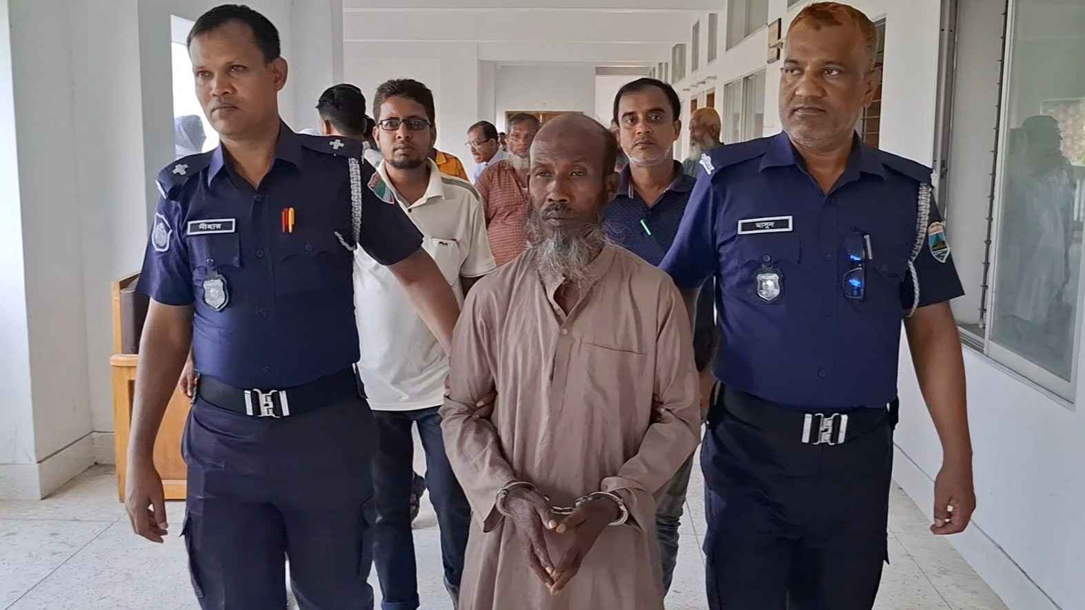জয়পুরহাটে স্কুলছাত্রী ধর্ষণ মামলায় একজনের যাবজ্জীবন