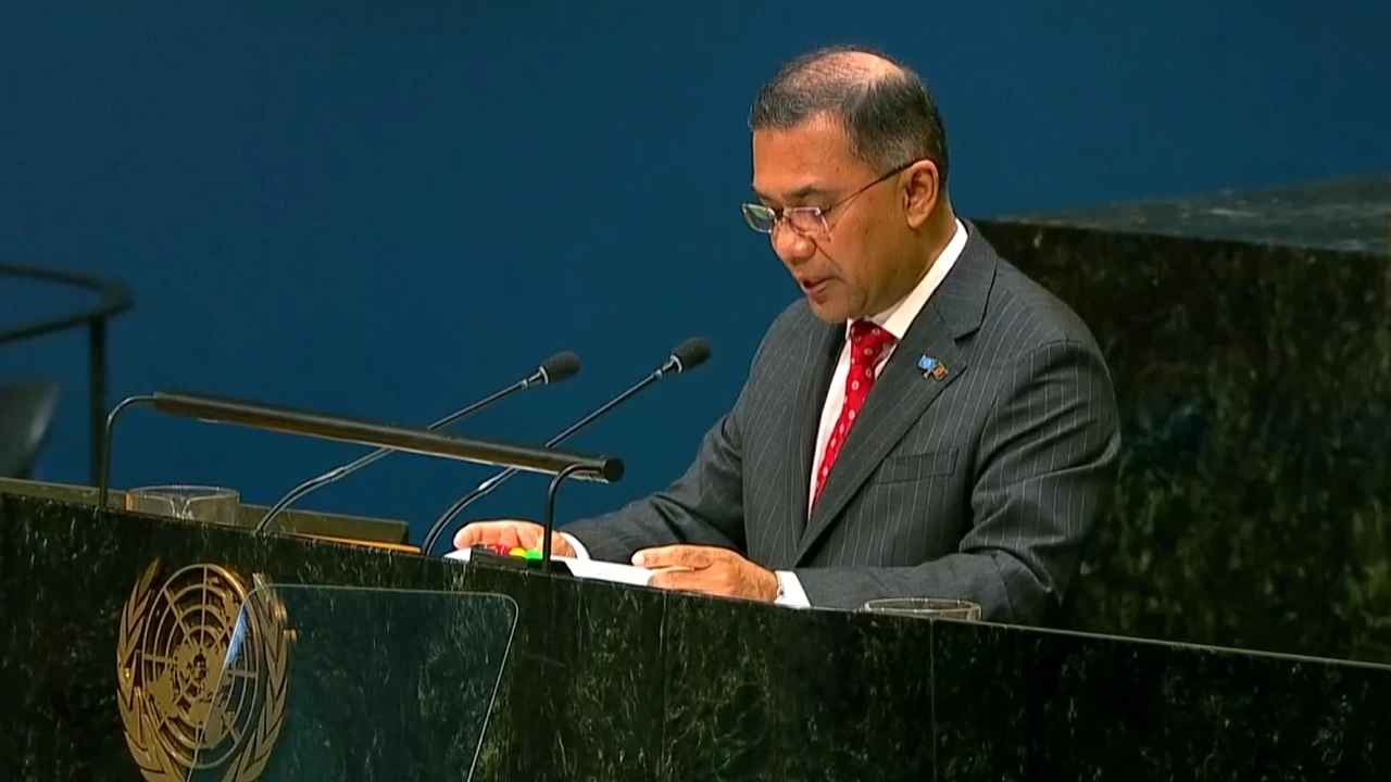 রোহিঙ্গাদের ফিরিয়ে নেওয়াই একমাত্র স্থায়ী সমাধান: প্রধানমন্ত্রী