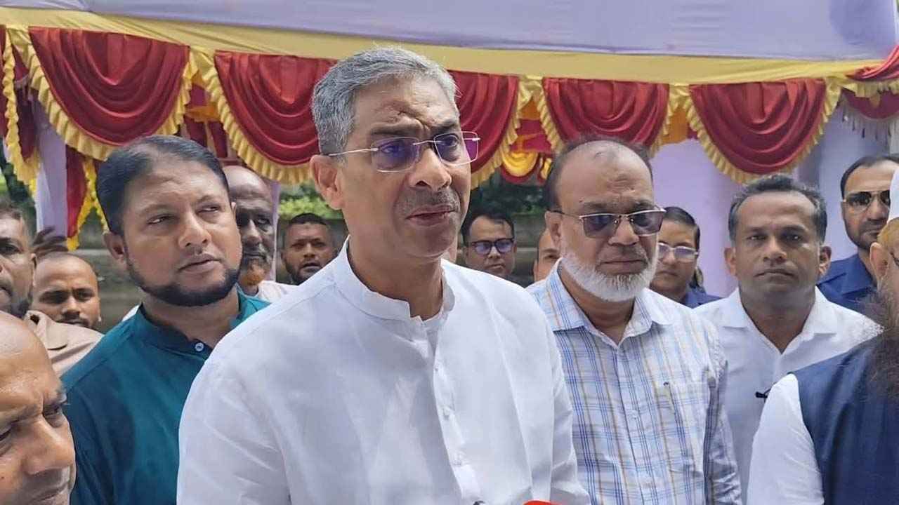 স্বনির্ভর বাংলাদেশ গড়ার লক্ষ্যেই কাজ করছি: এ্যানি