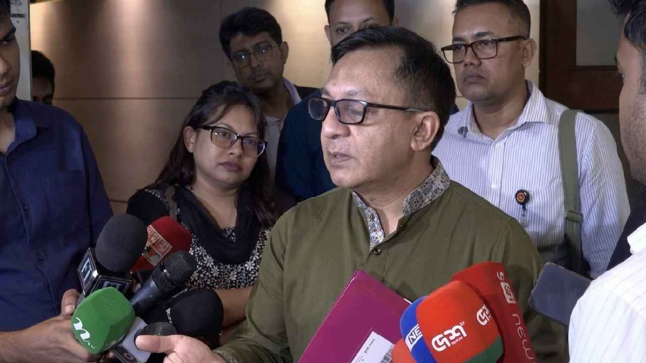 আন্তর্জাতিক বাজার ও উৎপাদন খরচের ভিত্তিতে সয়াবিনের দাম সমন্বয়: মন্ত্রী