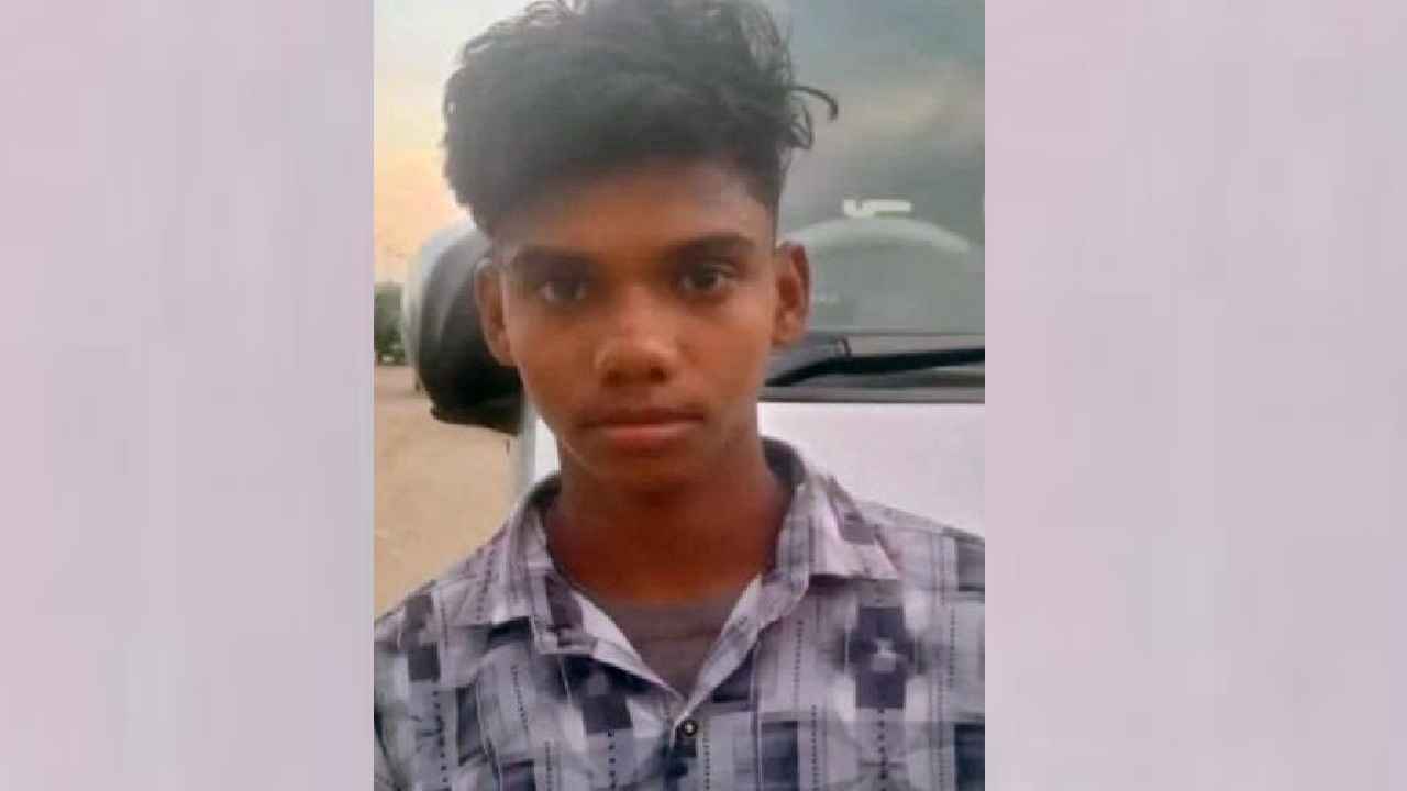নিখোঁজের দেড় মাস পর ডোবা থেকে অটোরিকশা চালকের গলিত মরদেহ উদ্ধার