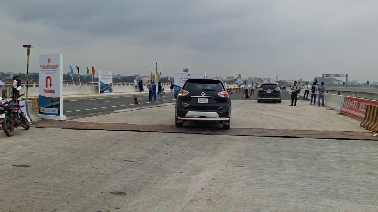 Dhaka_Ashulia_Expressway_1
