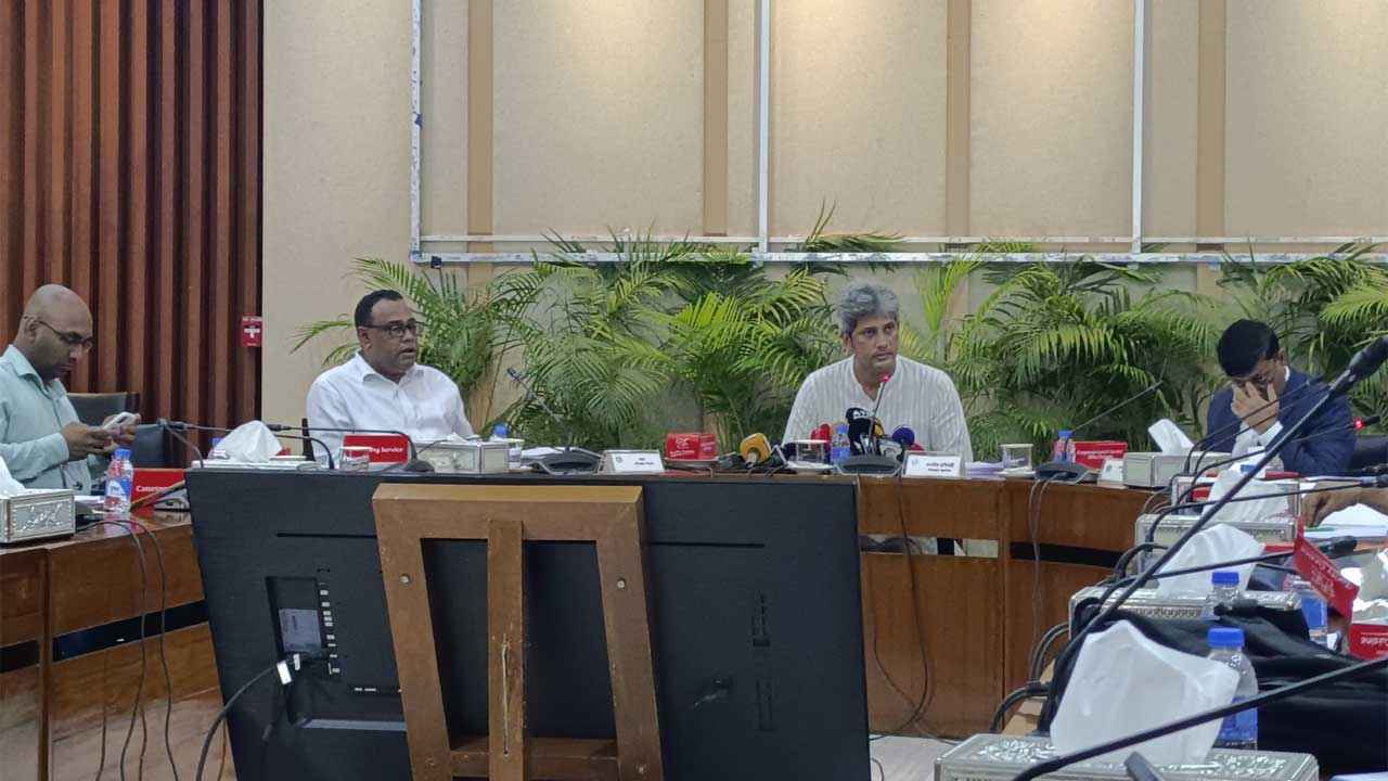 মেট্রোরেলের গুণগত মানে ত্রুটি হলে দায় নেবে সংশ্লিষ্ট প্রতিষ্ঠান