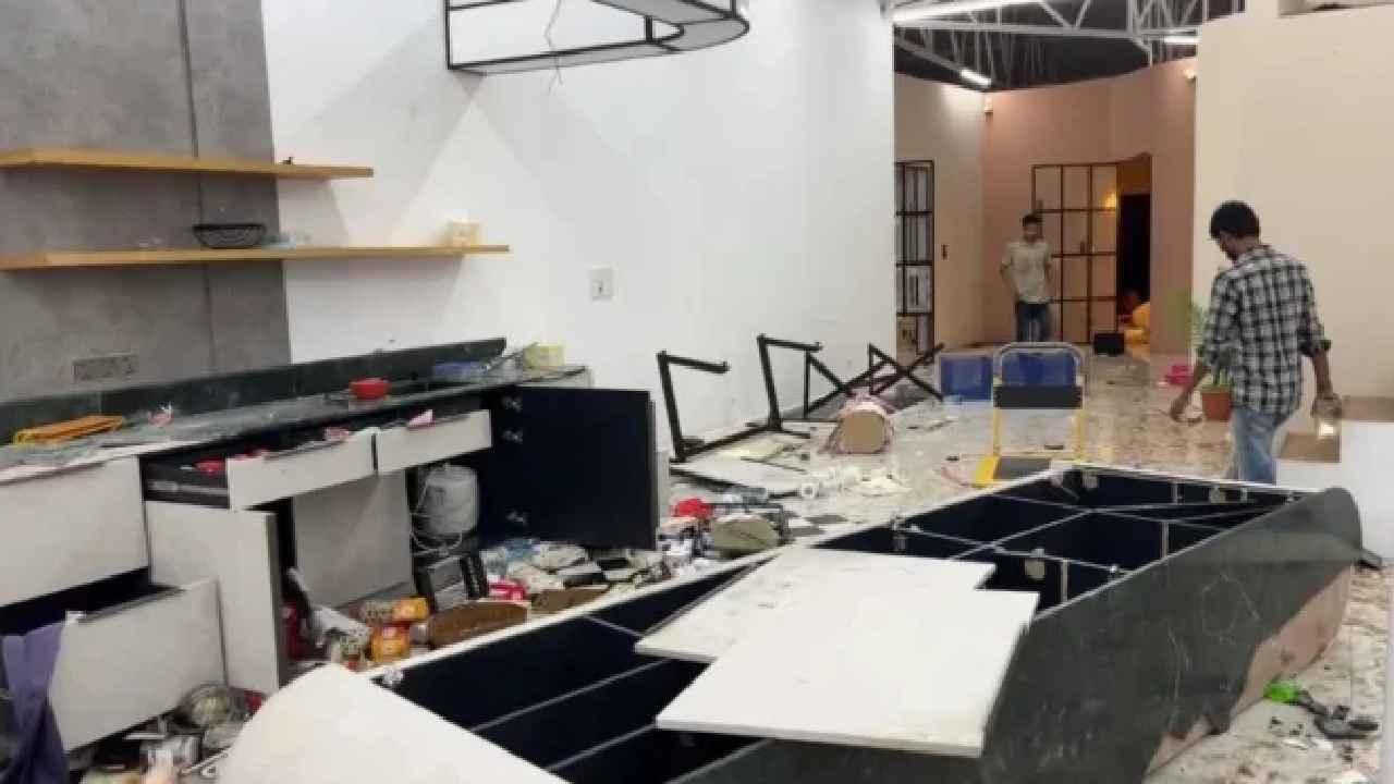 মধ্যরাতে কনটেন্ট ক্রিয়েটর সালমান মুক্তাদিরের স্টুডিওতে হামলা-ভাঙচুর