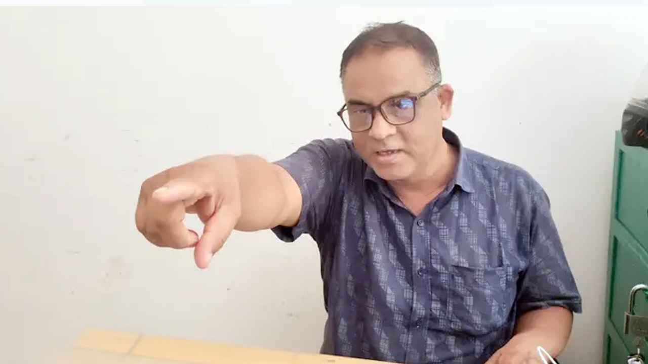 ঘুষ দাবির অভিযোগে জাজিরার এসআই প্রত্যাহার, বরখাস্তের প্রক্রিয়া শুরু