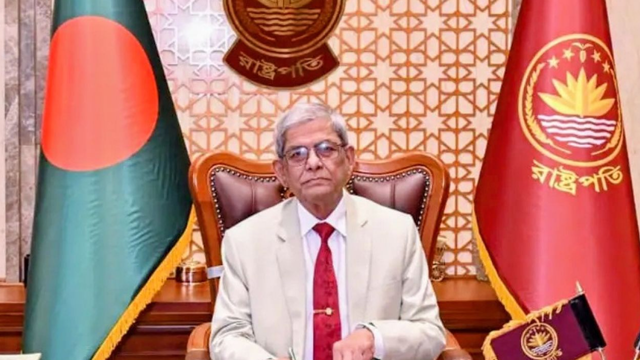 যুক্তরাষ্ট্র ভ্রমণে ভিসা বন্ড আরো সহজ করার আহ্বান রাষ্ট্রপতির