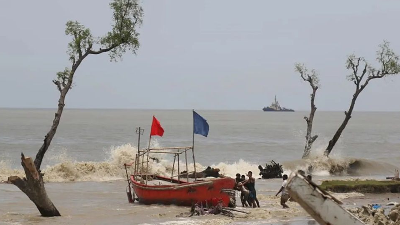 লঘুচাপের প্রভাবে বৃষ্টি-বজ্রবৃষ্টির আশঙ্কা
