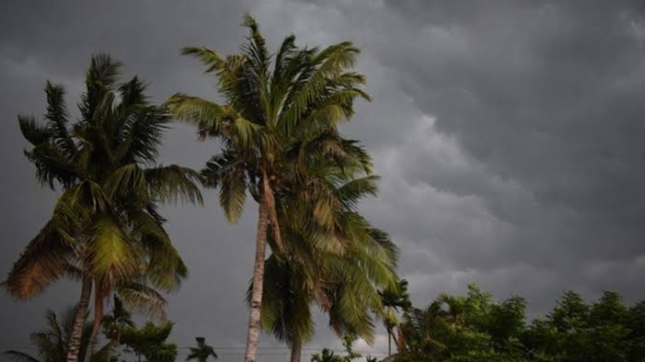 সন্ধ্যার মধ্যে ৬ অঞ্চলে ৬০ কিমি বেগে ঝড়ের শঙ্কা