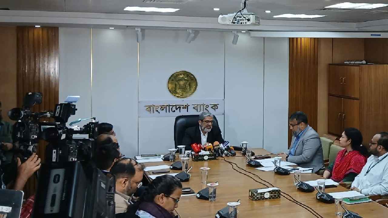 নভেম্বর থেকে বাংলা কিউআরে চালু হচ্ছে পি-টু-পি লেনদেন: বাংলাদেশ ব্যাংক