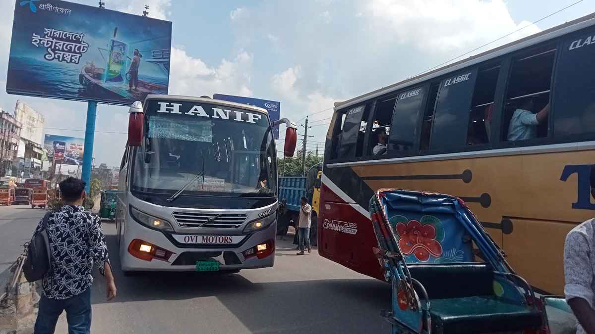 বরিশাল থেকে দেশের কোন দূরপাল্লার রুটে ভাড়া কত?