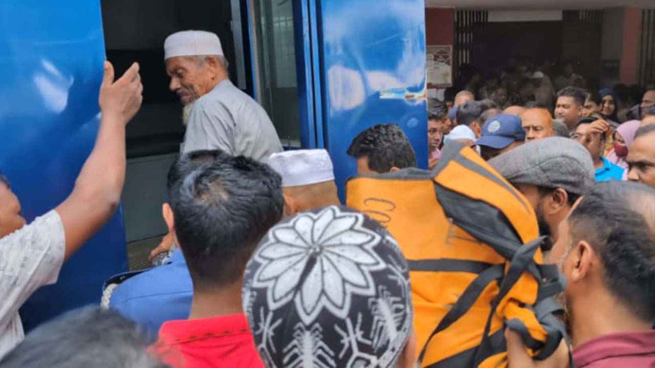 ১৪ কোটি টাকার সার কালোবাজারির মামলায় শেরপুরে ১৫ জন কারাগারে