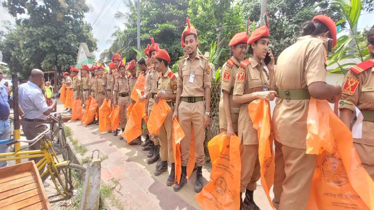 ডেঙ্গু প্রতিরোধে ডিএনসিসির বিশেষ অভিযান, জরিমানা