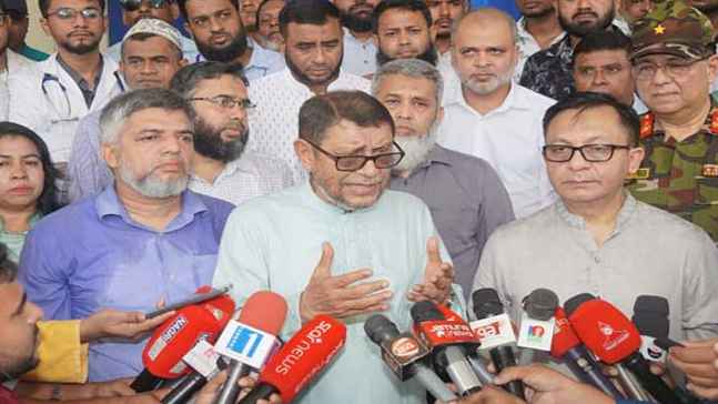 দেশের সব হাসপাতালকে দালালমুক্ত করার ঘোষণা স্বাস্থ্যমন্ত্রীর