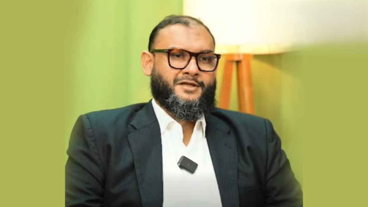 স্বাস্থ্যকেন্দ্র ভাঙচুর ও লুটপাটে কড়া বার্তা দিলেন ব্যারিস্টার আরমান