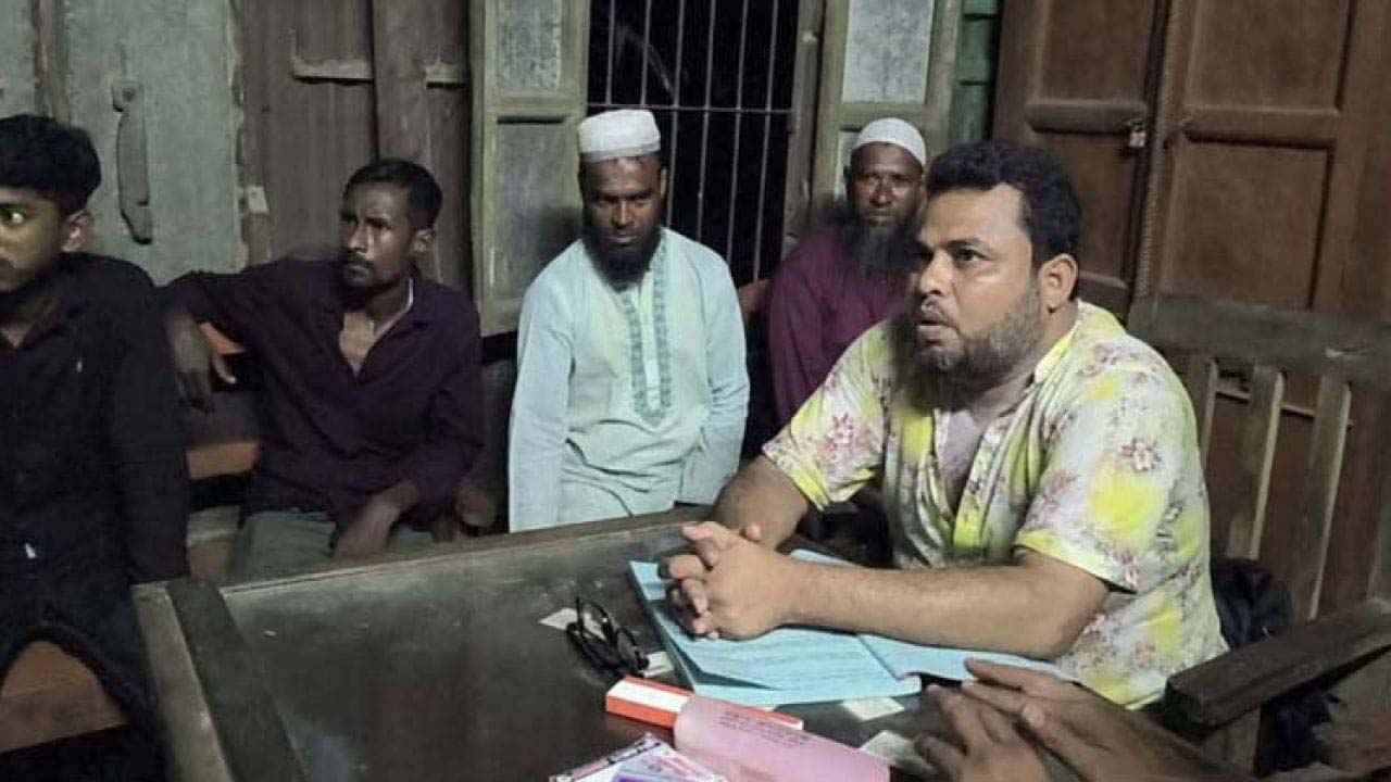 শেরপুরে দশম শ্রেণির ছাত্রীর বিয়ে বন্ধ, তিনজনকে ৫০ হাজার টাকা জরিমানা