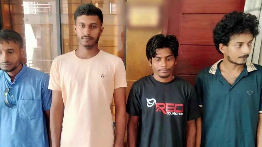 নড়াইলে শ্মশানঘাটে মাদক সেবন, ৪ যুবকের কারাদণ্ড