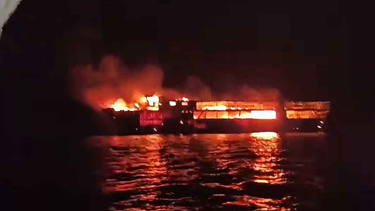 ফিলিপাইনে যাত্রীবাহী ফেরিতে অগ্নিকাণ্ডে নিহত ৫, ৮০ জনের বেশি নিখোঁজ