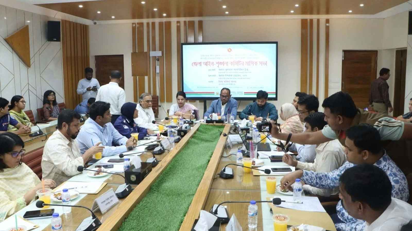 আইনশৃঙ্খলার পাশাপাশি উন্নয়নেও নজর দিতে হবে: প্রতিমন্ত্রী