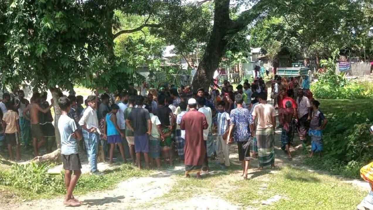 ত্রিশালে ট্রাক-সিএনজি সংঘর্ষে নিহত ২