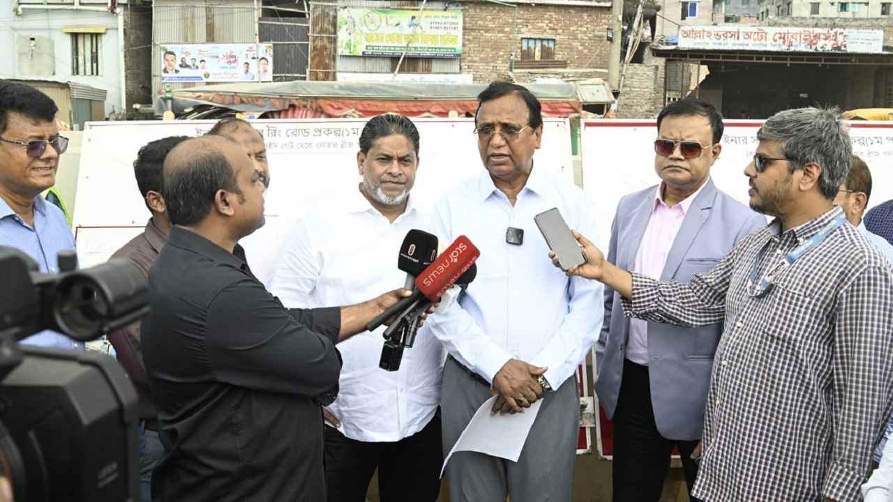 নতুন রাস্তা কেটে জনভোগান্তি সৃষ্টি করতে দেওয়া হবে না: ডিএসসিসি প্রশাসক