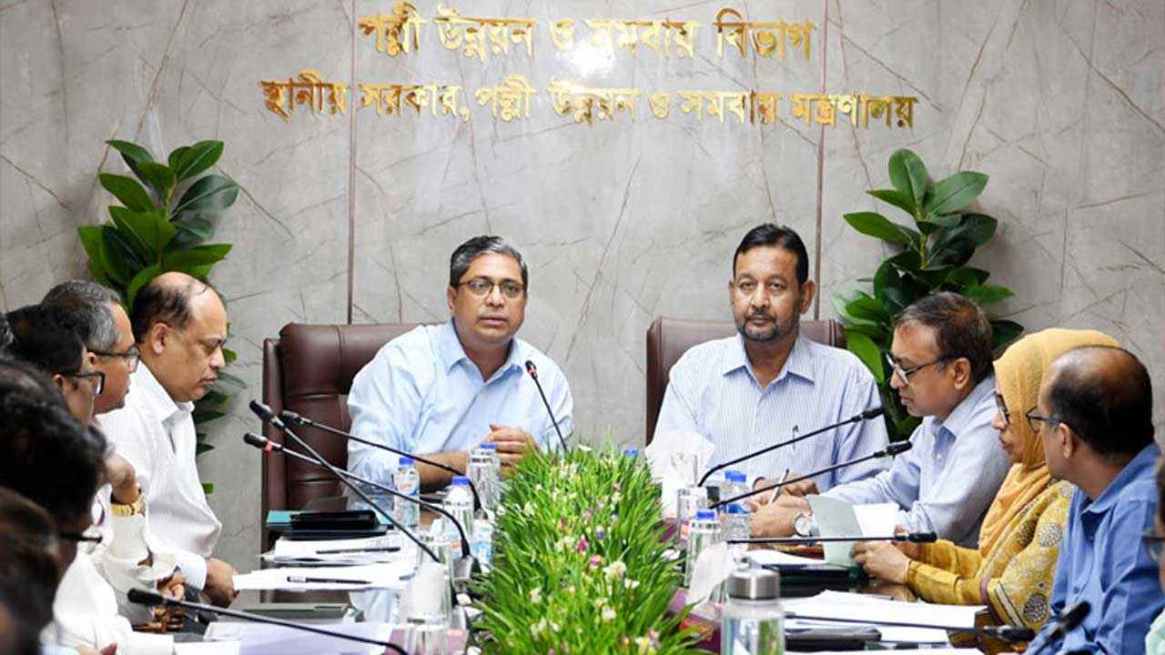 ৬৫৪৪ প্রতিষ্ঠানে বসবে সোলার প্যানেল, ব্যয় ৩৭০ কোটি টাকা