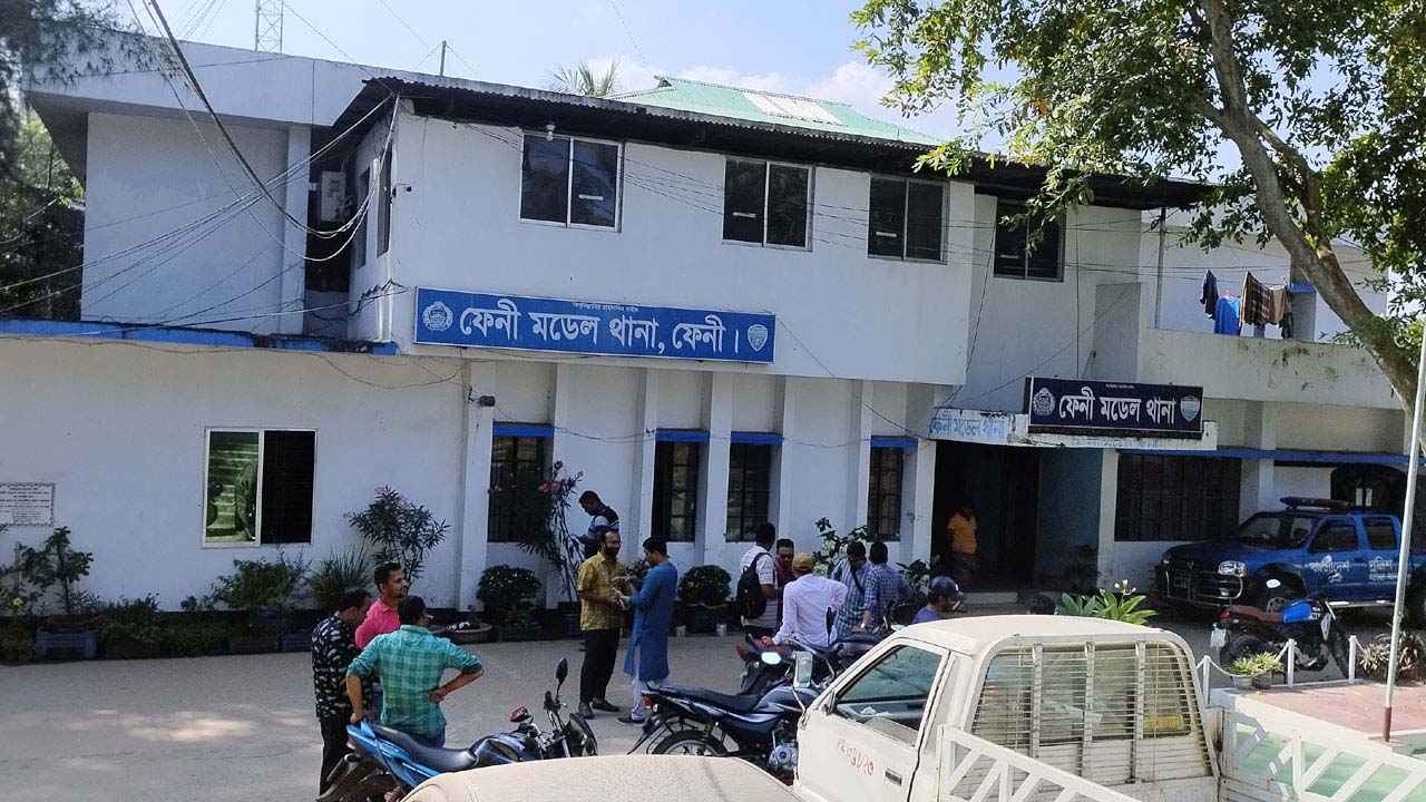 ফেনীতে সাঁড়াশি অভিযান, ডাকাত-চোরচক্রের সদস্যসহ গ্রেফতার ২২